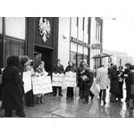 pic7808. Picket of Barclays Bank, Leeds